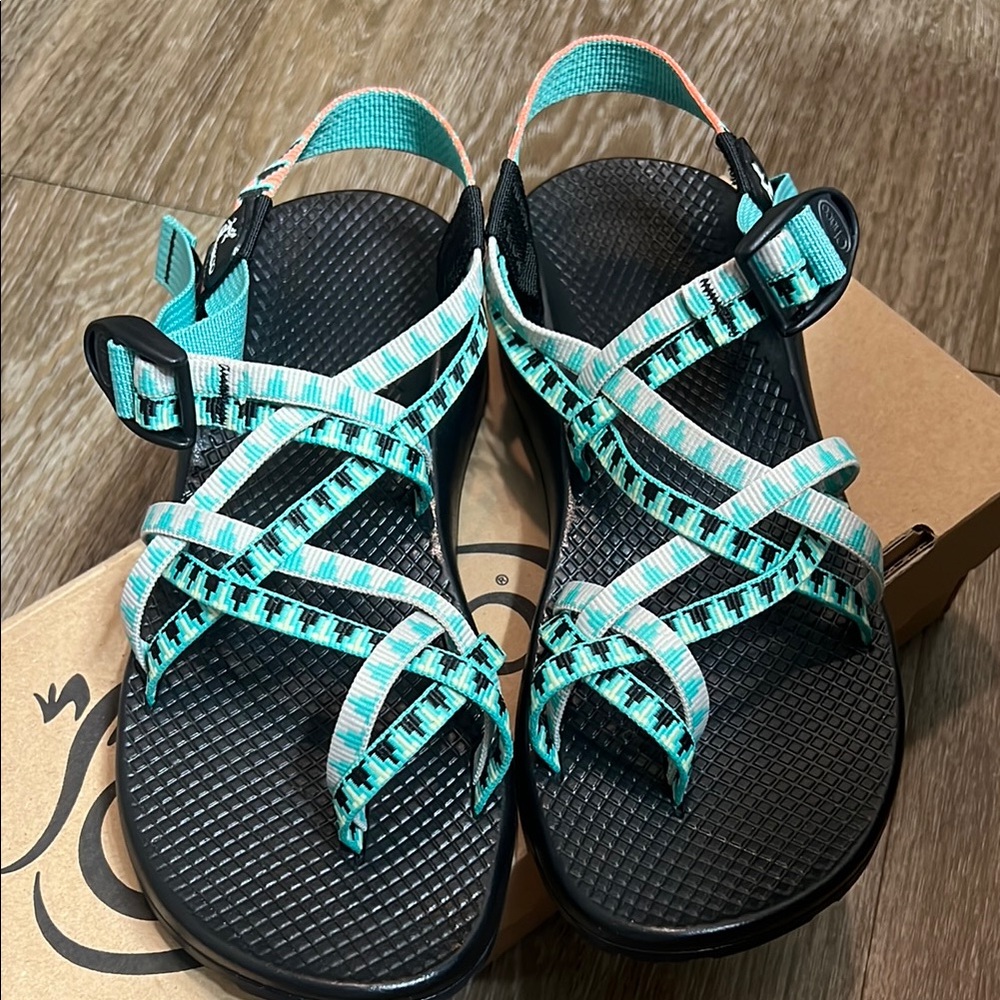 NWT Chaco ZX2 Colorado